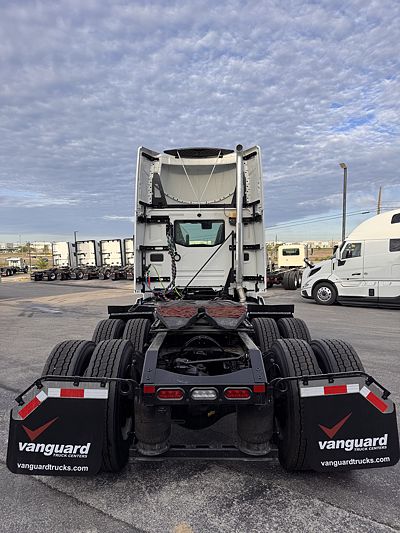 2027 Volvo VNR64T300