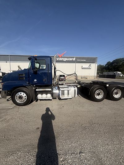 2022 Mack ANTHEM 64T