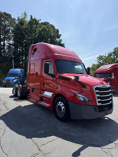 2023 Freightliner CASCADIA 126