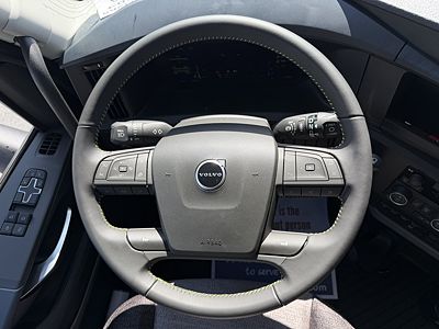 2027 Volvo VNL64T860