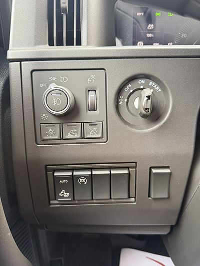 2027 Volvo VNL64T860