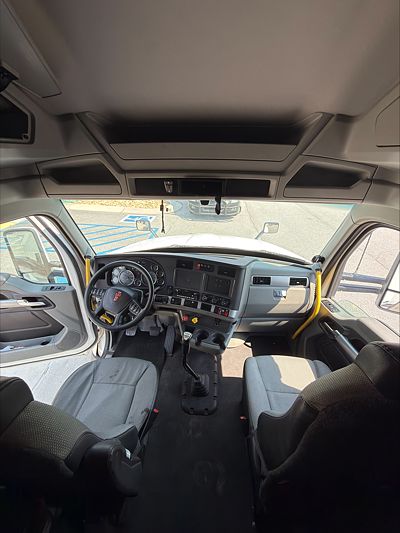 2021 Kenworth T680