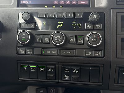 2027 Volvo VNL64T860