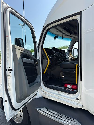 2021 Kenworth T680