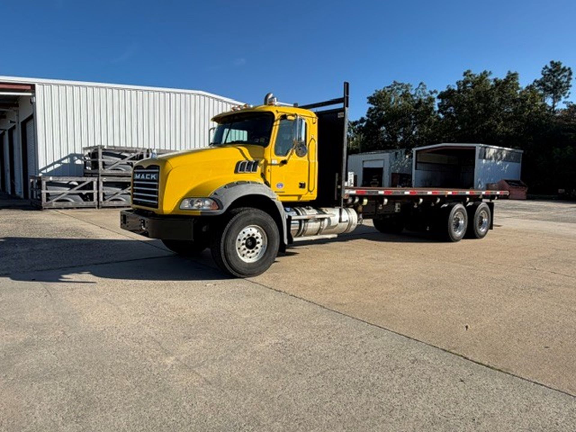 2019 Mack Granite