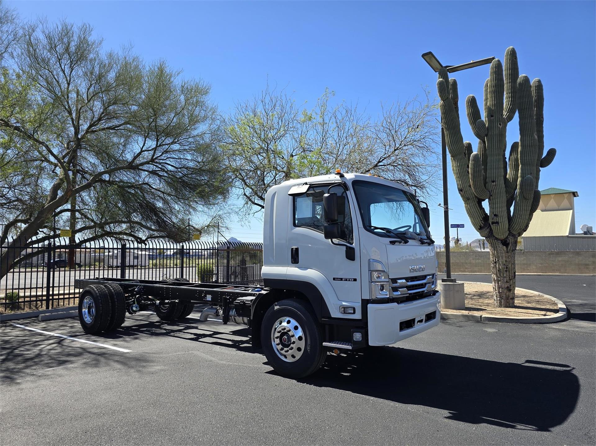 2025 Isuzu FTR