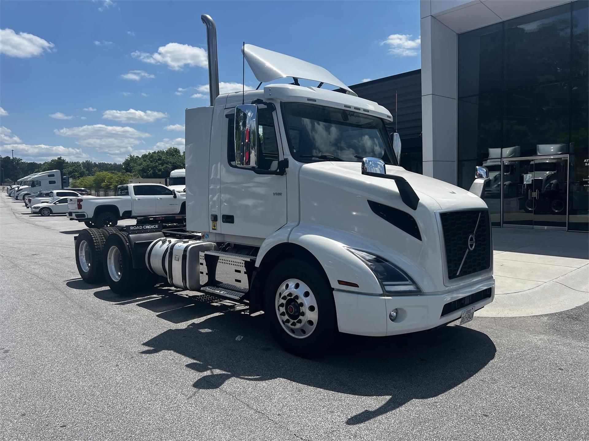 2018 Volvo VNR64T300