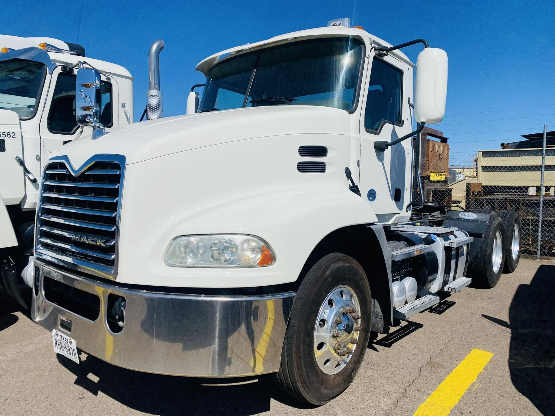 2018 Mack PINNACLE CXU613