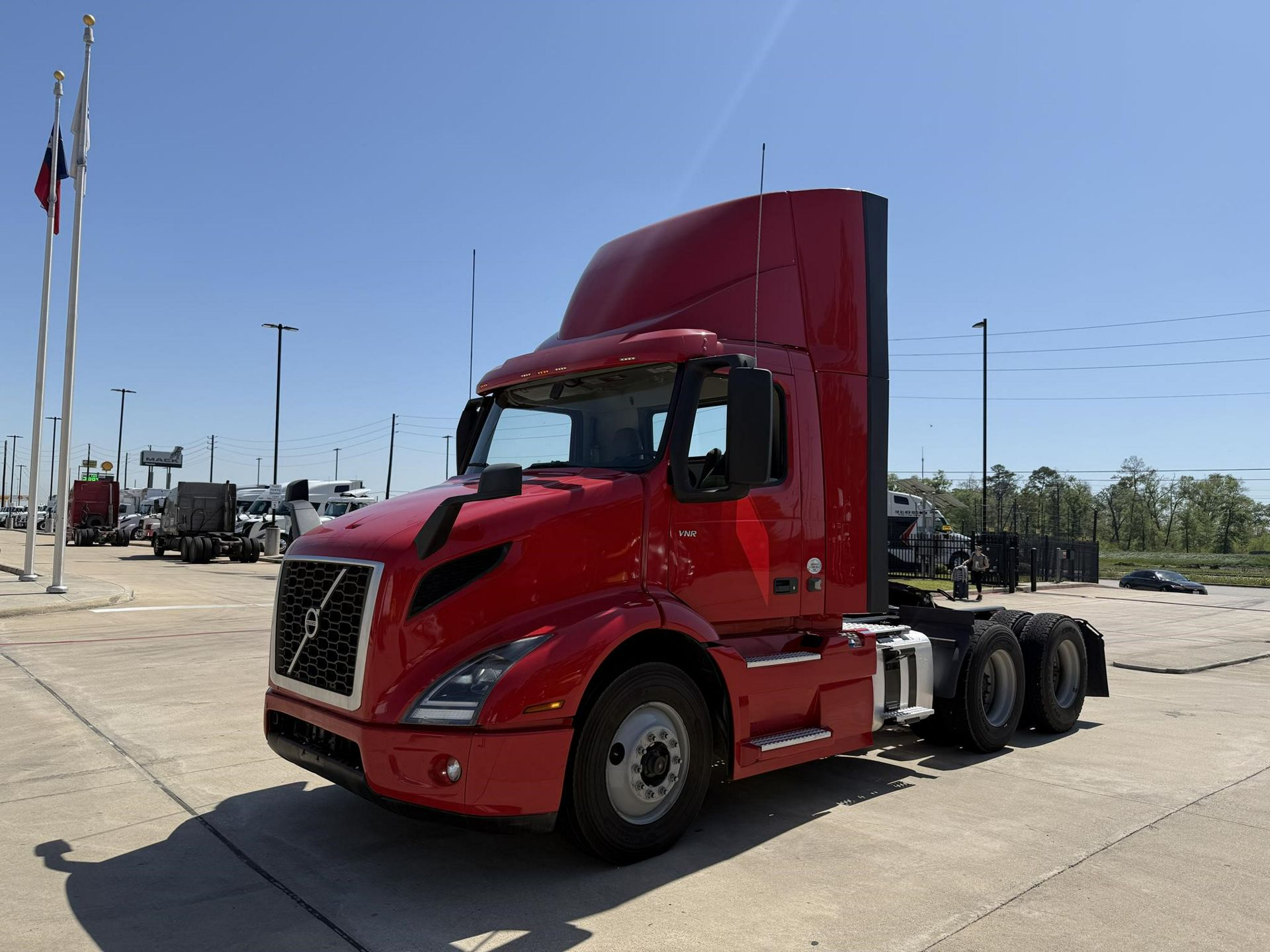 2020 Volvo VNR64T300