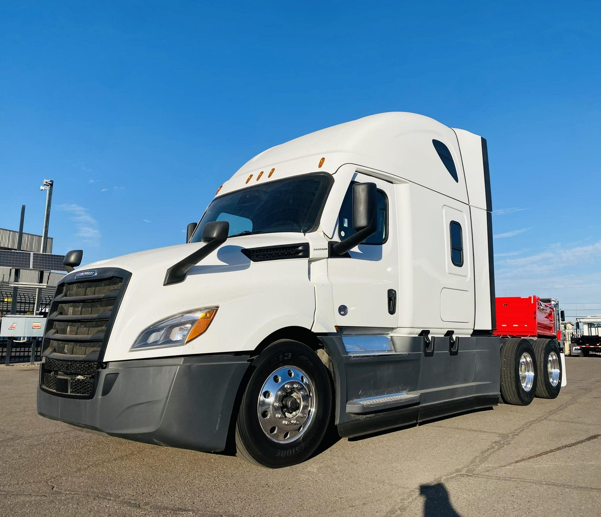 2021 Freightliner CASCADIA 126