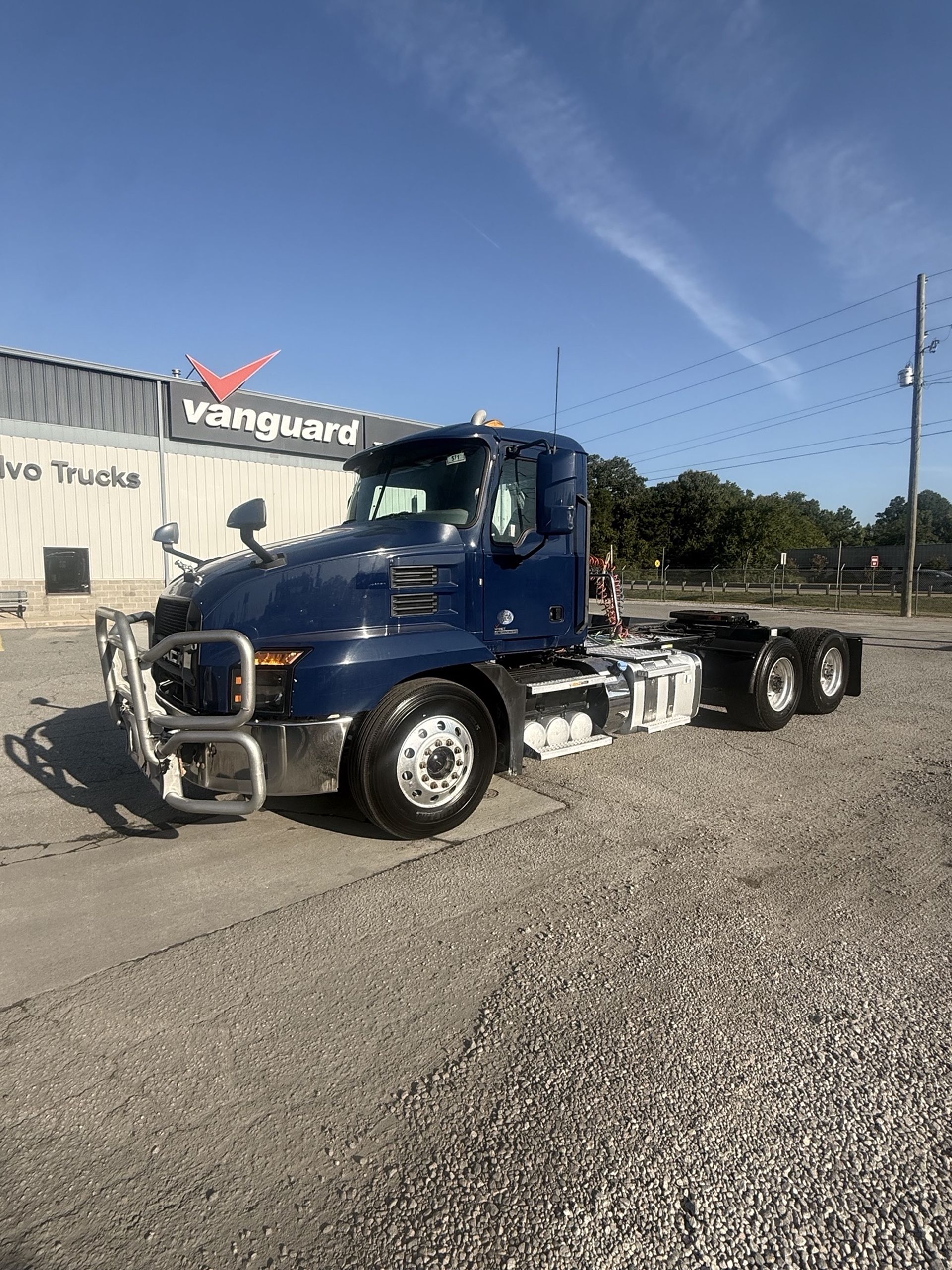 2022 Mack ANTHEM 64T