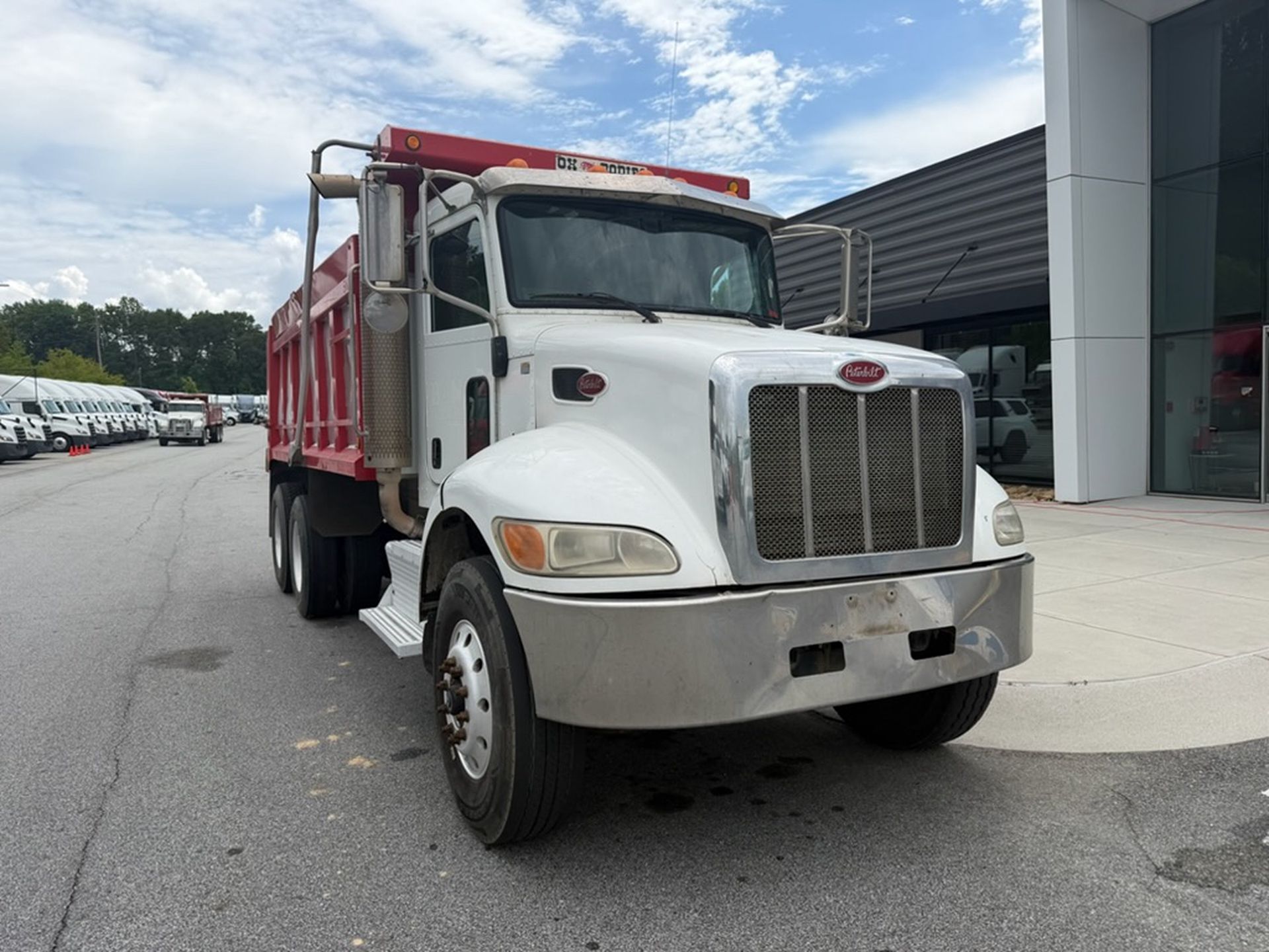 2017 Peterbilt 388