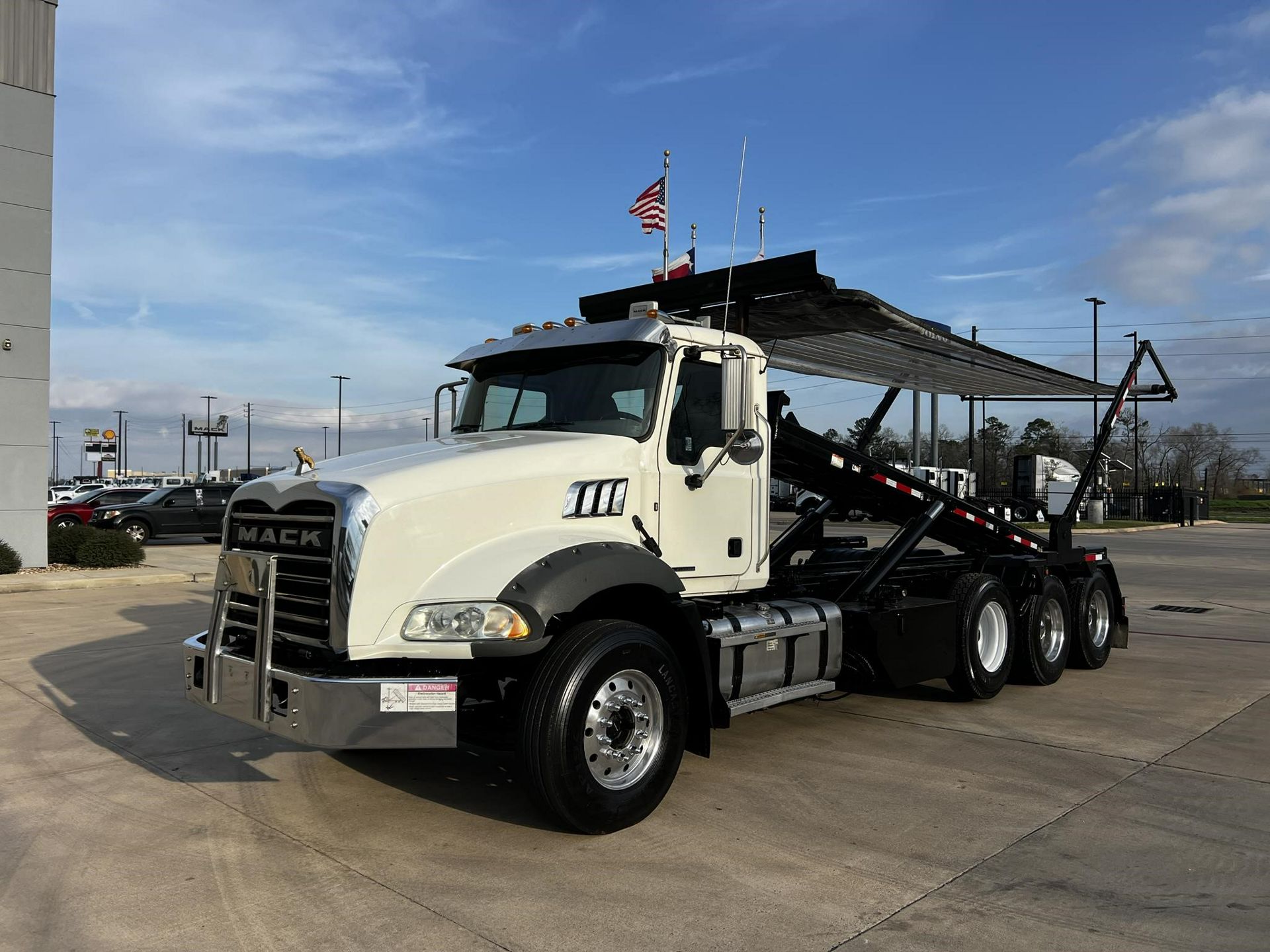 2019 Mack GRANITE 64BR