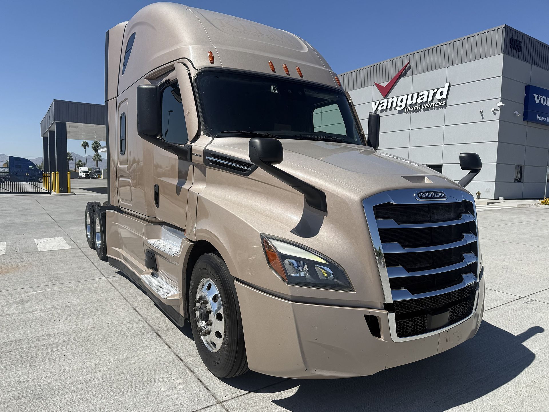 2022 Freightliner CASCADIA 126