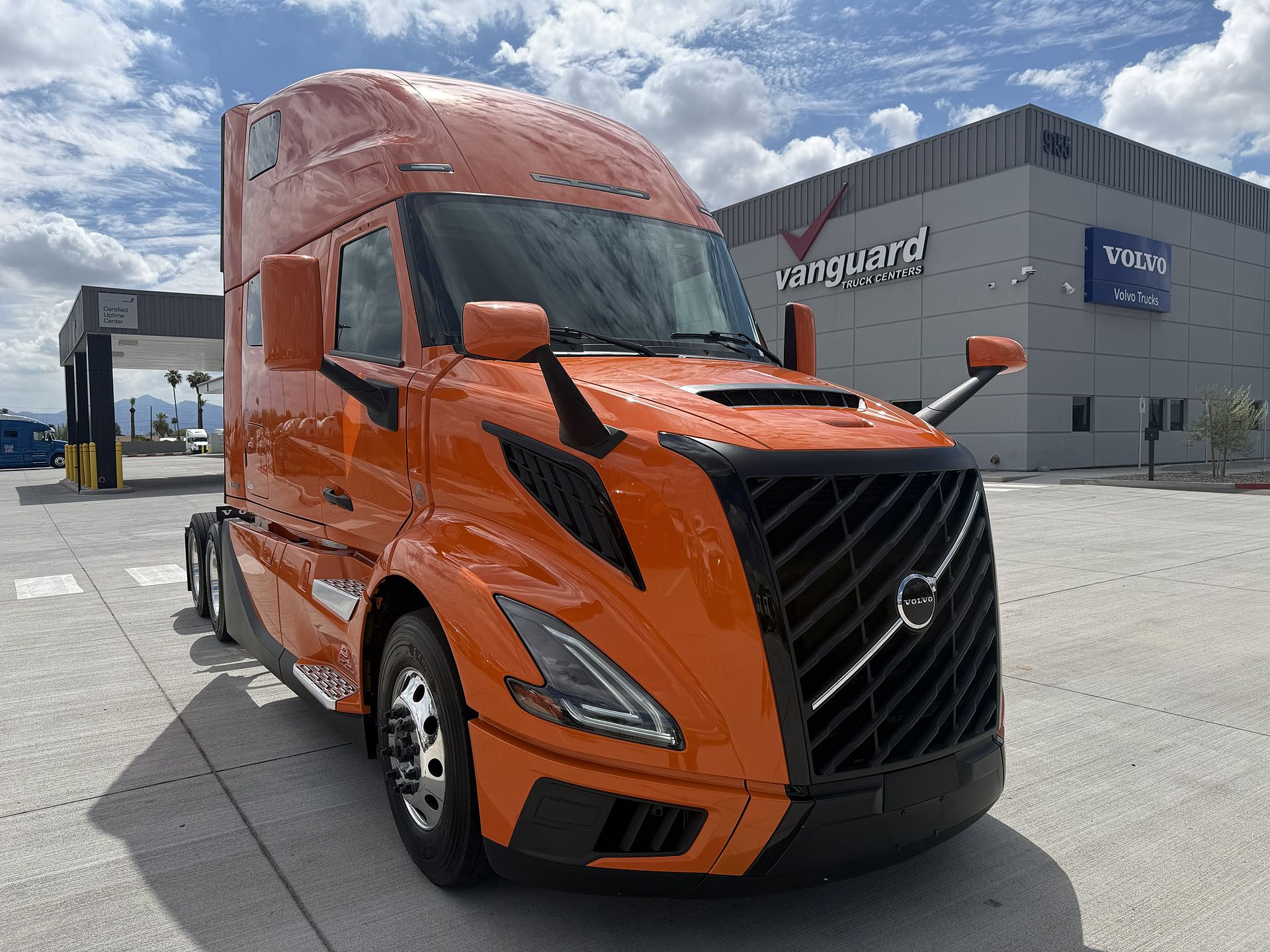 2026 Volvo VNL64T860