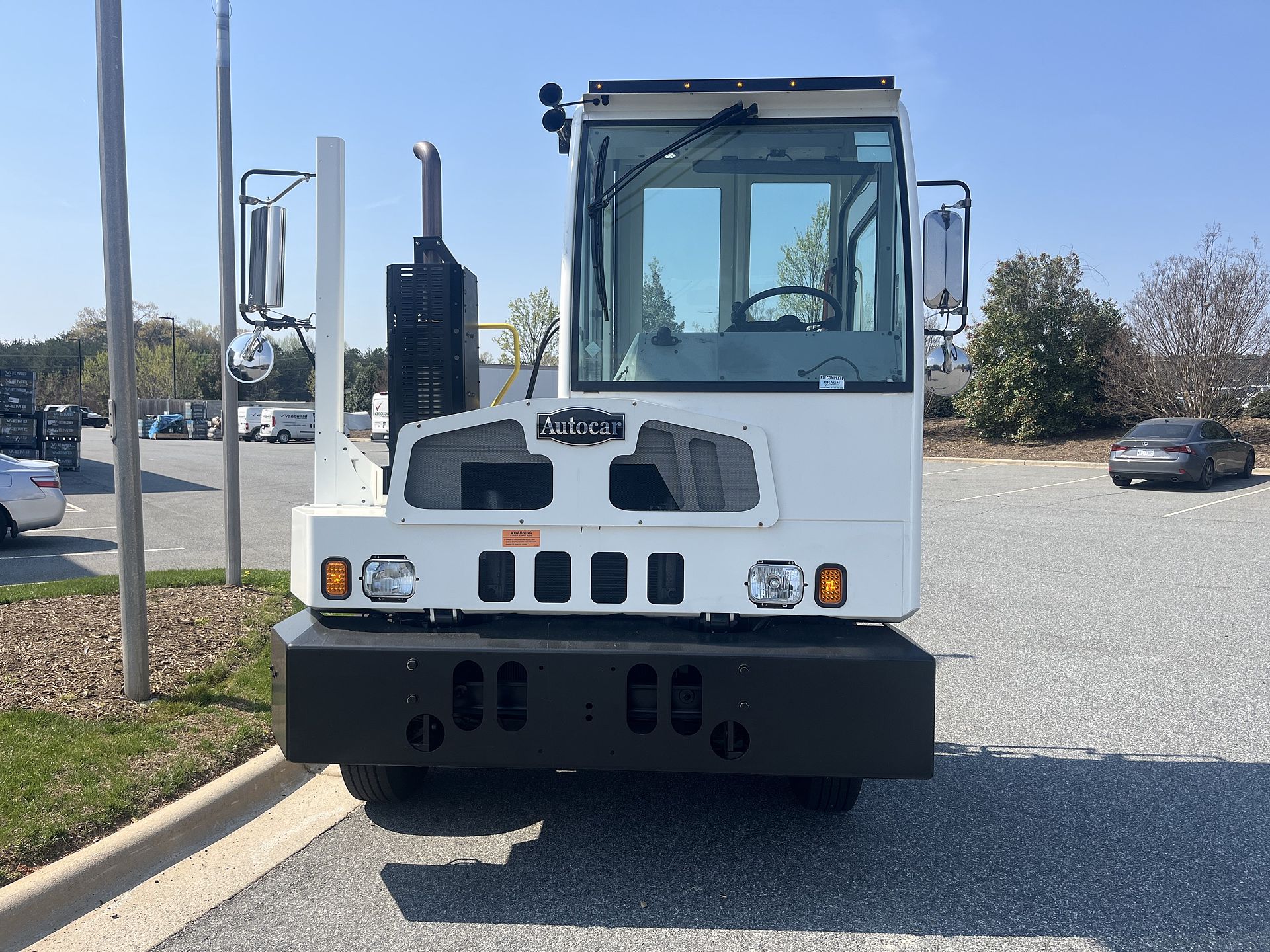2022 Autocar ACTT42