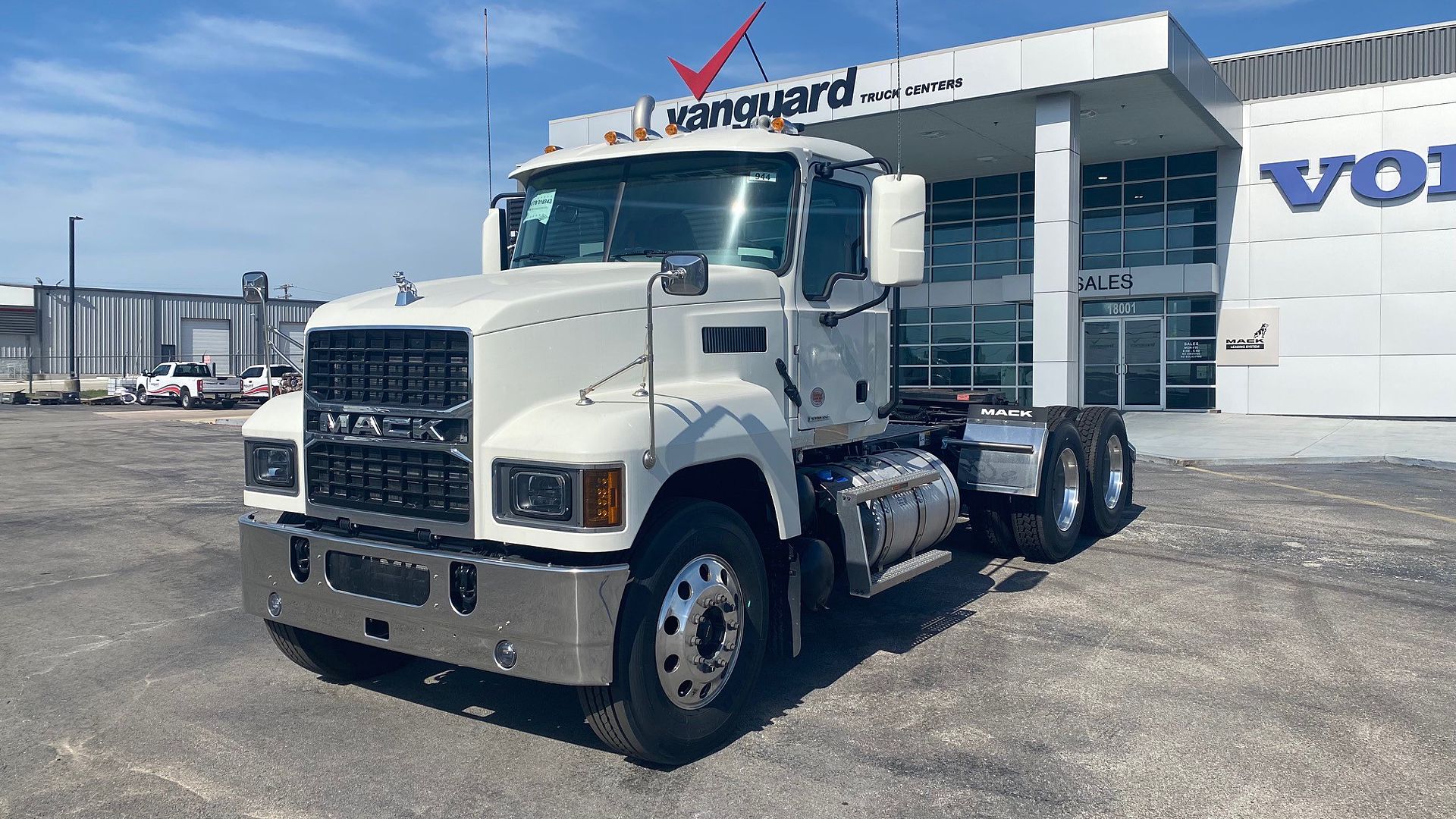 2026 Mack PINNACLE 64T