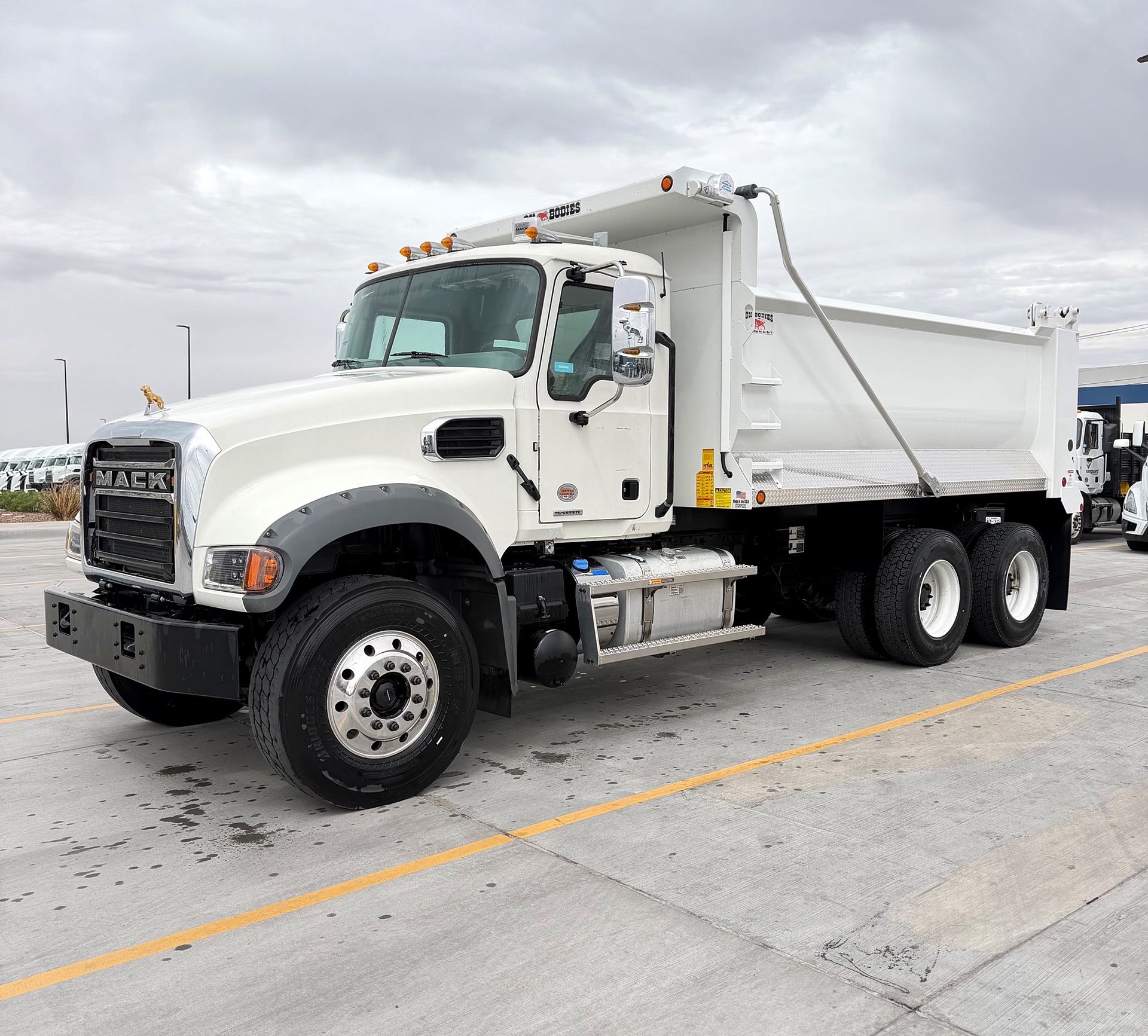 2026 Mack GRANITE 64FR