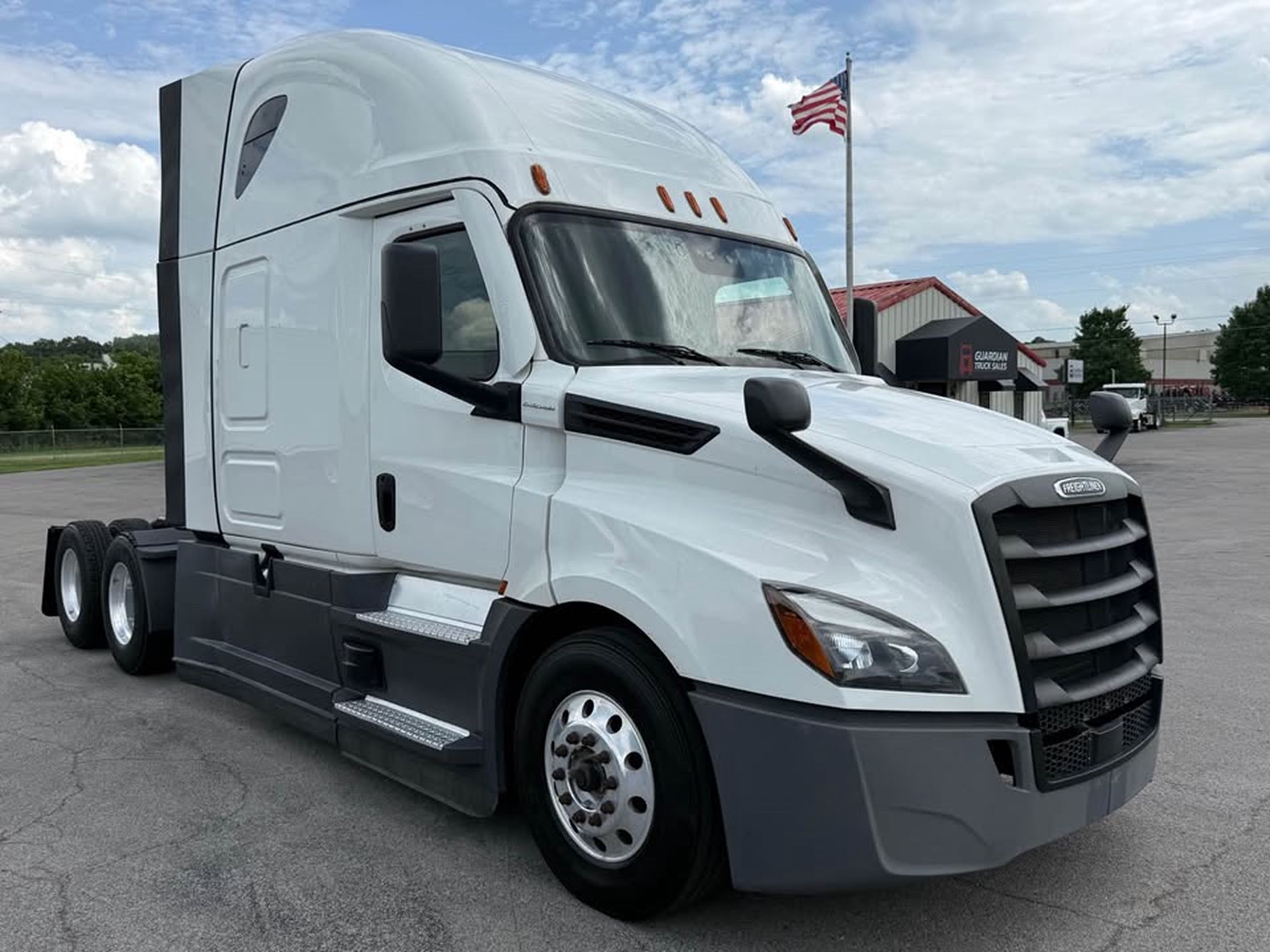 2022 Freightliner CASCADIA 126