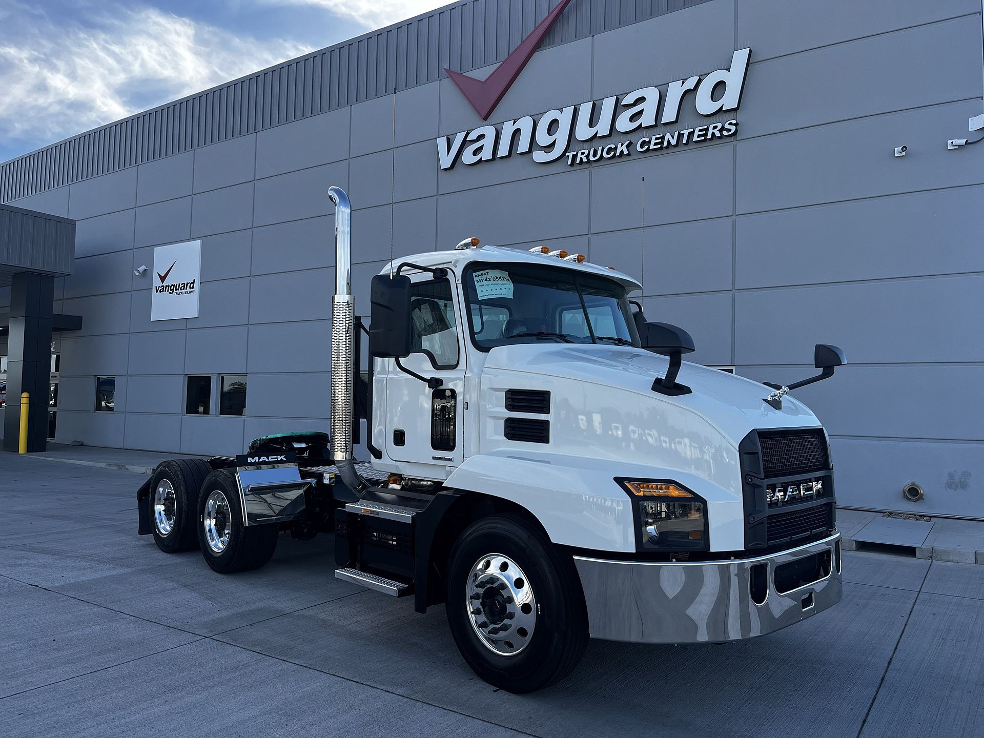2026 Mack ANTHEM 64T
