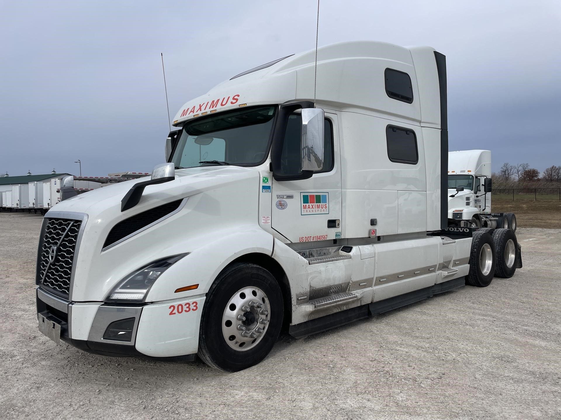 2024 Volvo VNL64T860