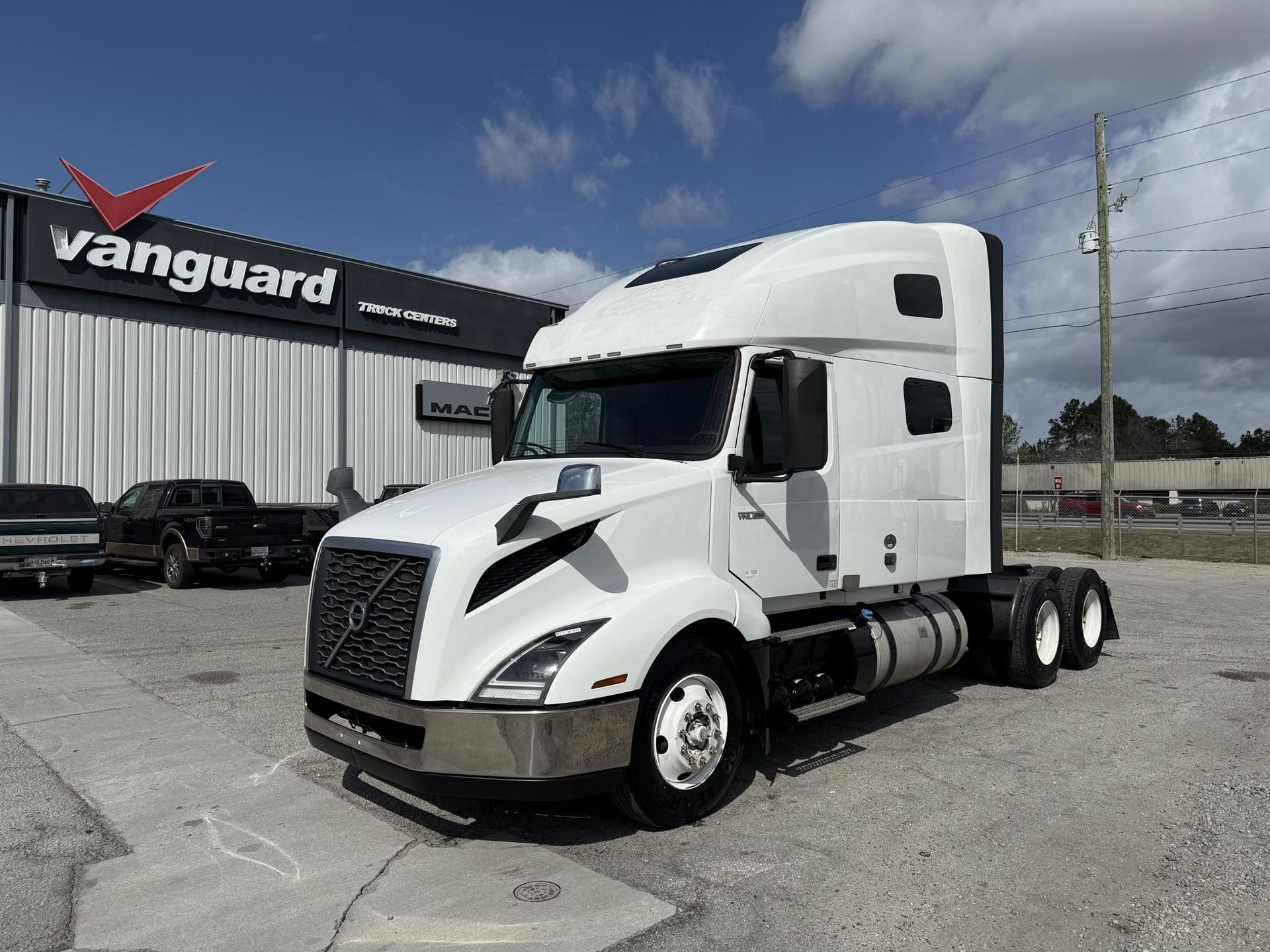 2019 Volvo VNL64T760