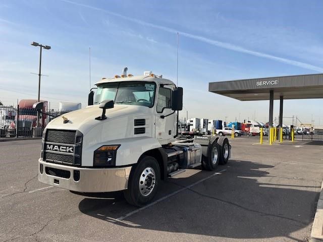 2025 Mack ANTHEM 64T