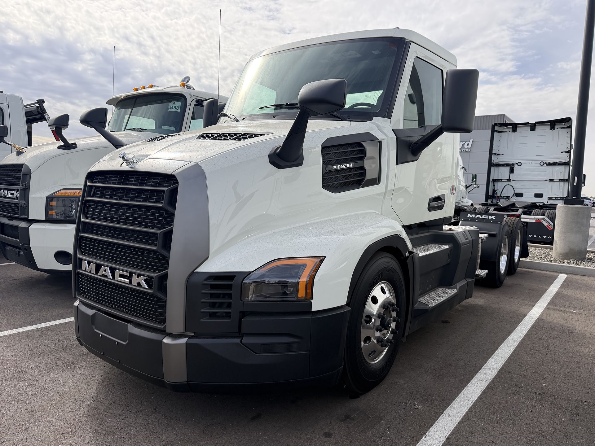 2026 Mack PIONEER 64T MOD