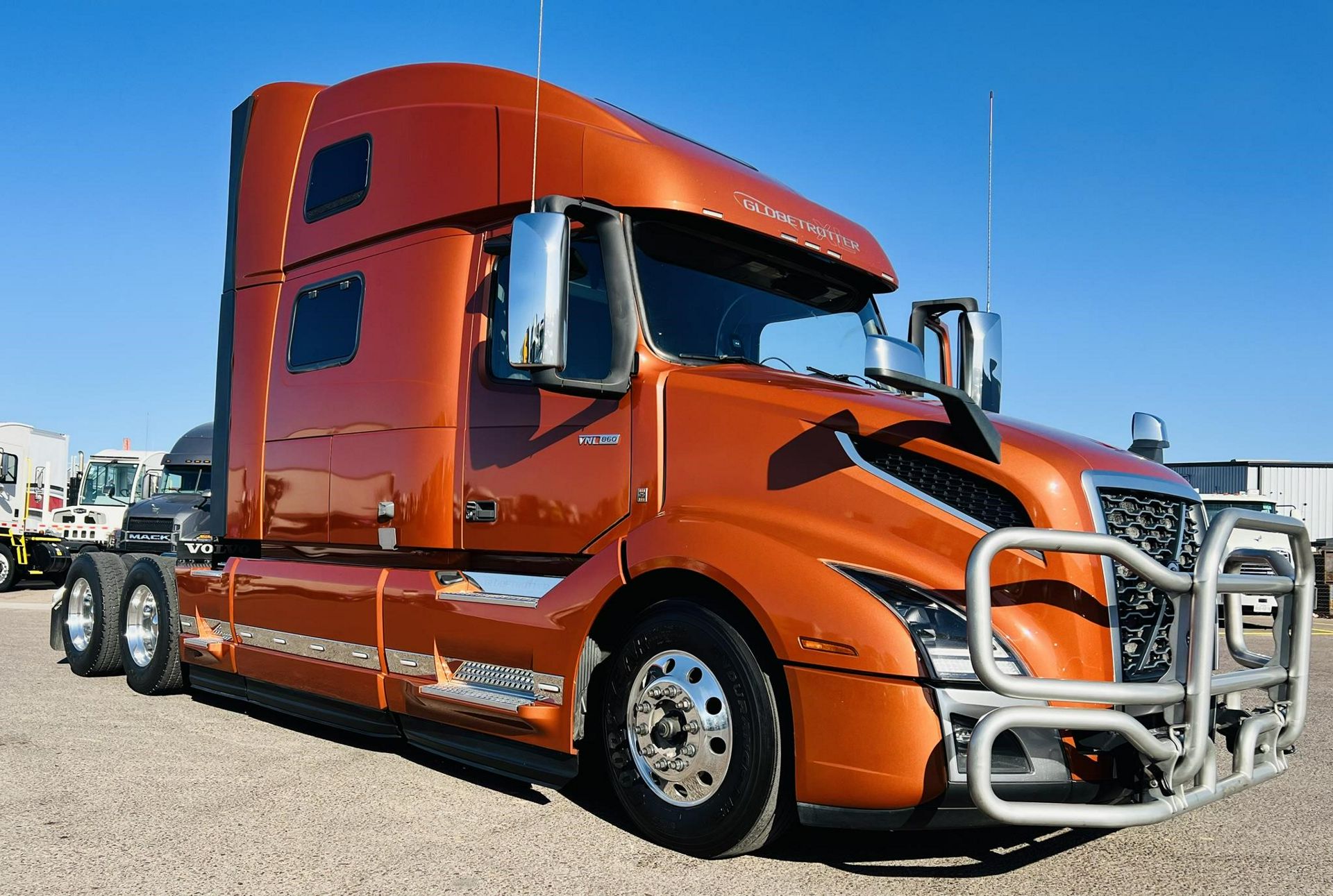 2022 Volvo VNL64T860