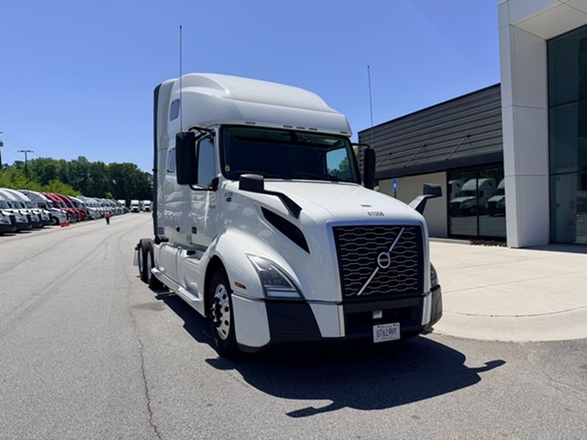 2023 Volvo VNL760
