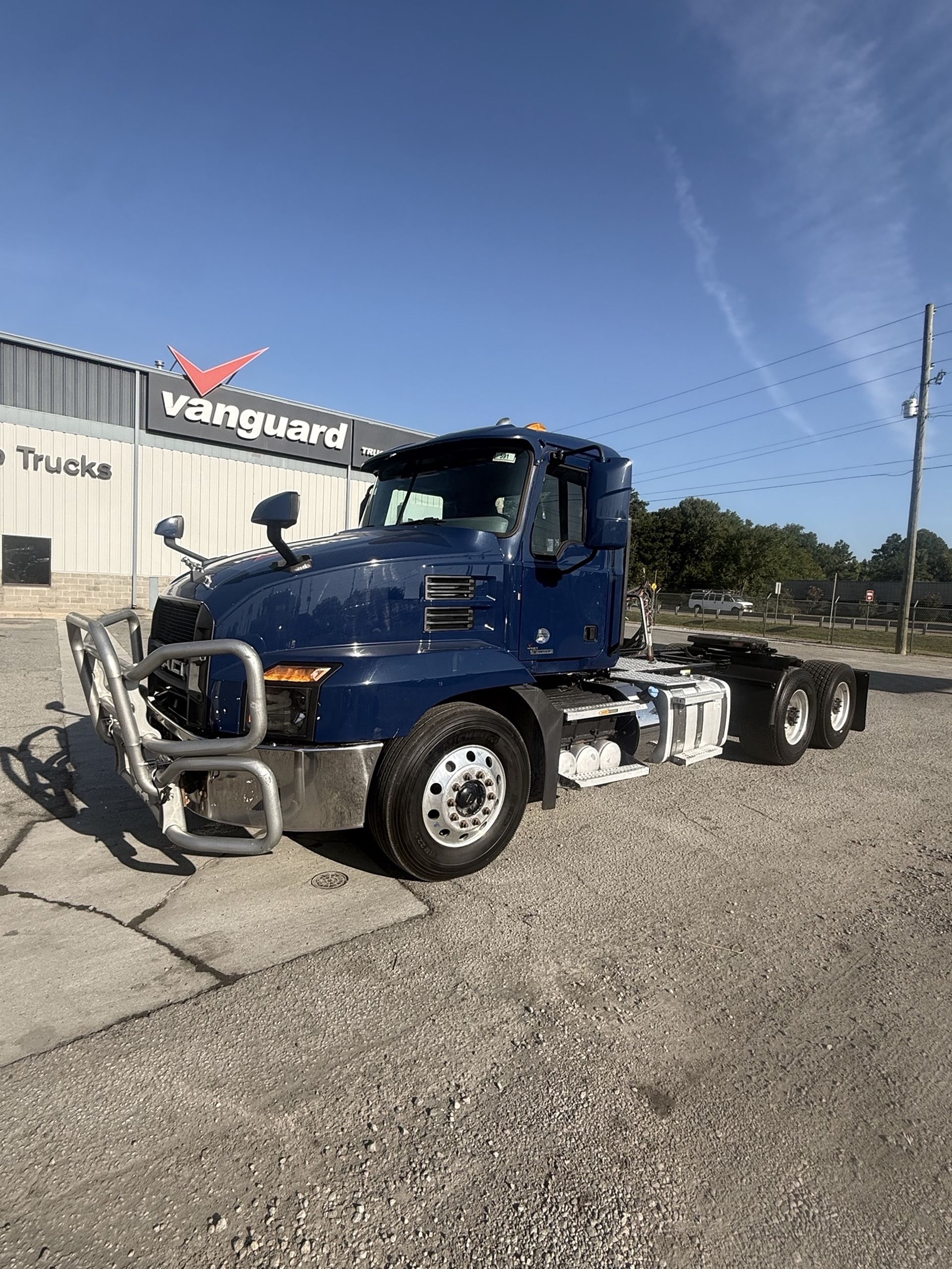 2022 Mack ANTHEM 64T