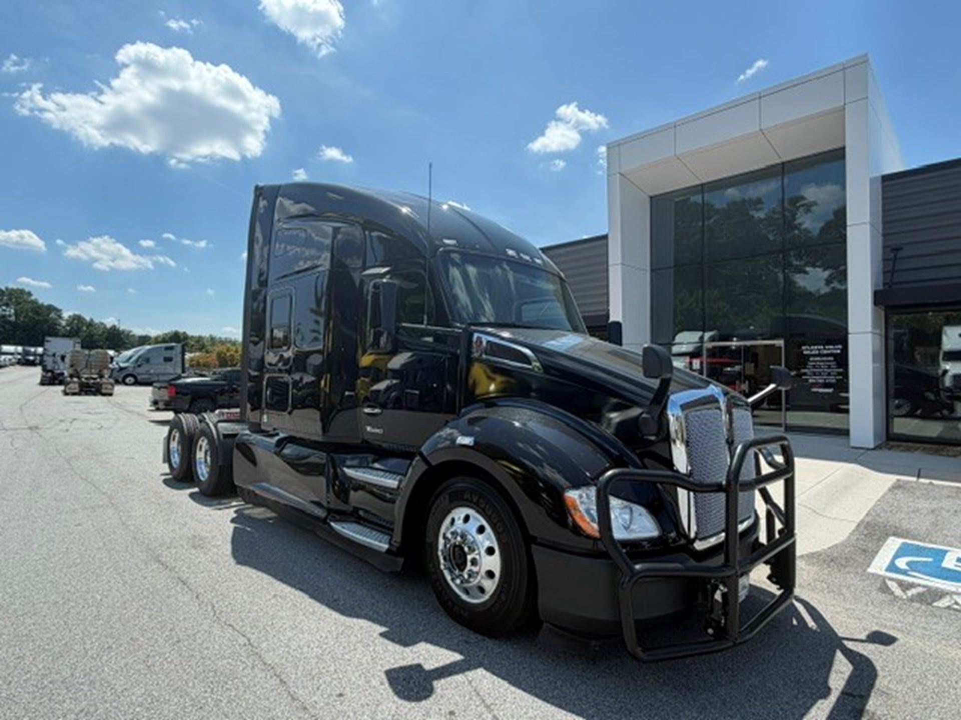 2022 Kenworth T680
