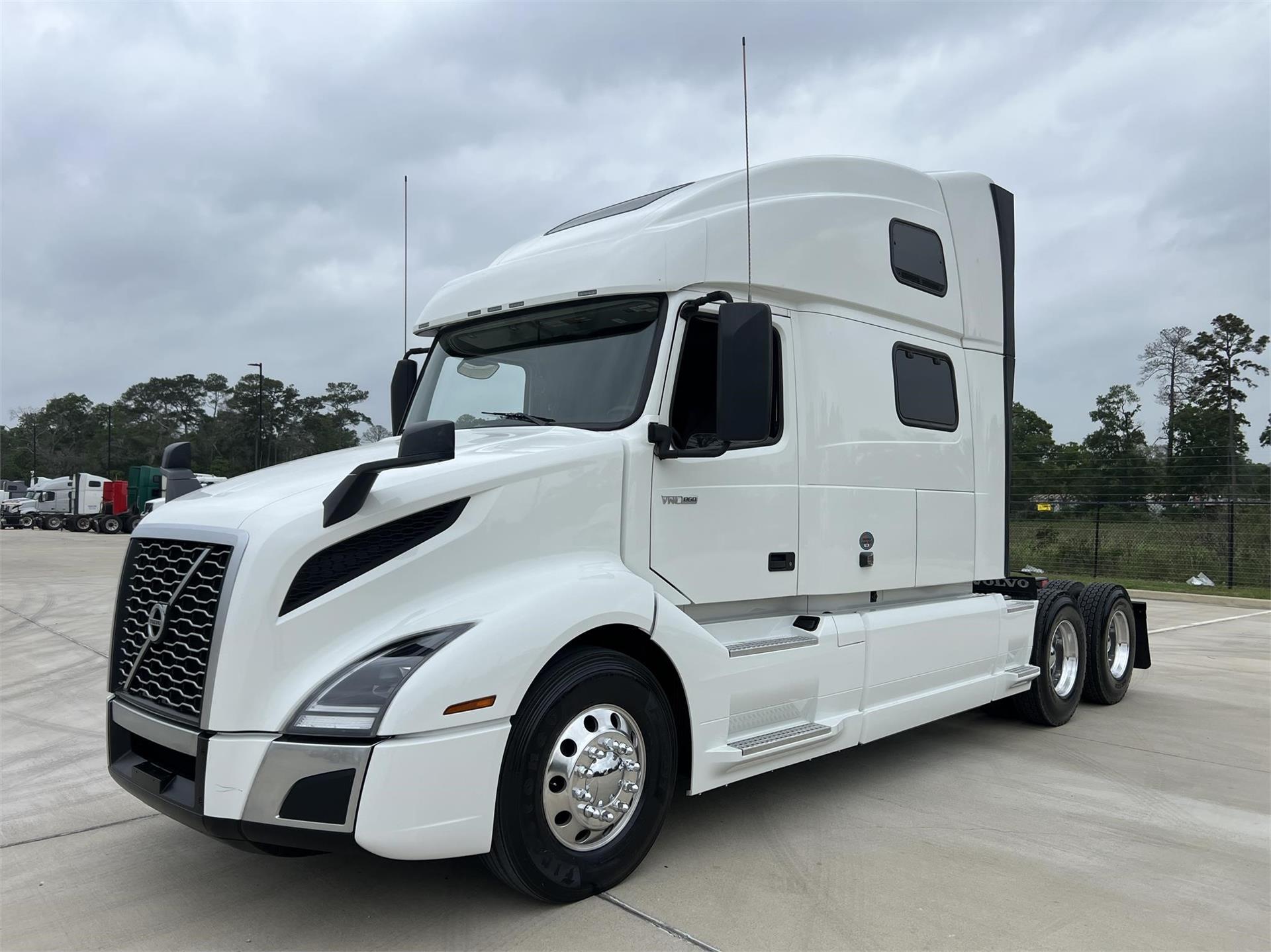 2023 Volvo VNL64T860