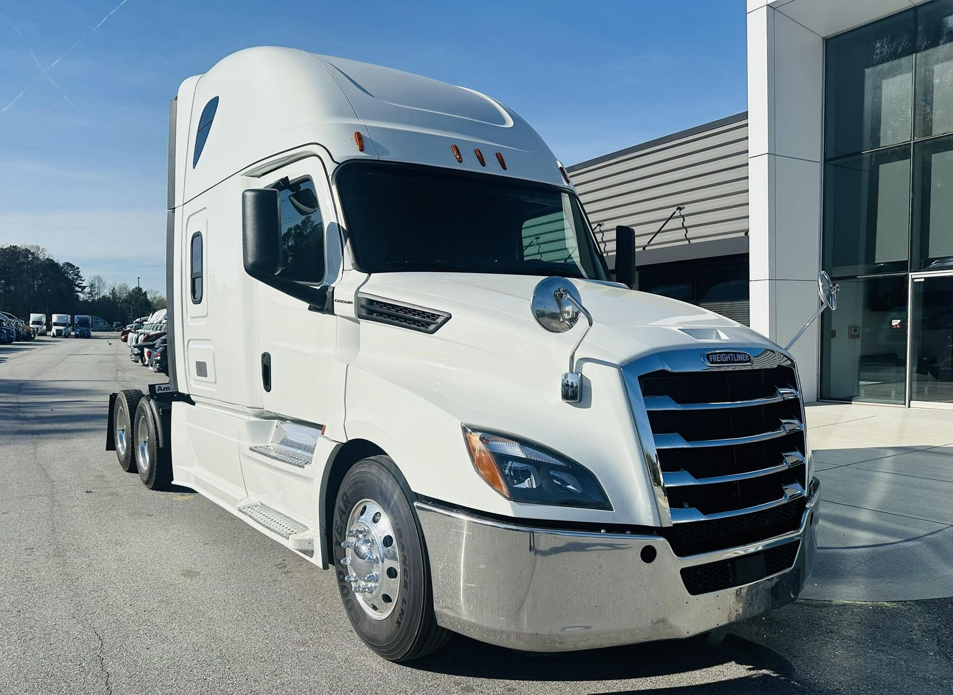 2020 Freightliner CASCADIA 126