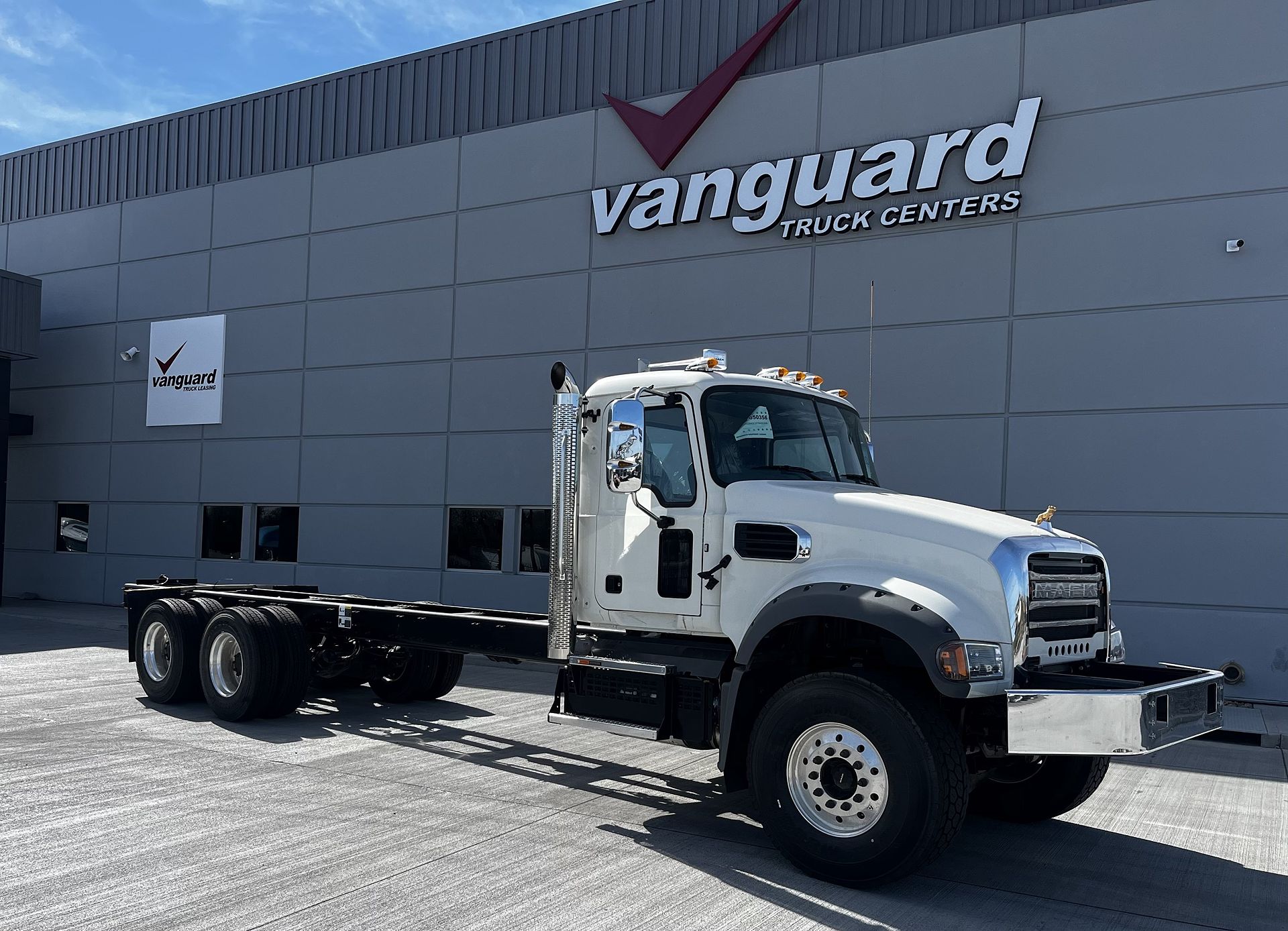 2026 Mack GRANITE 64FR