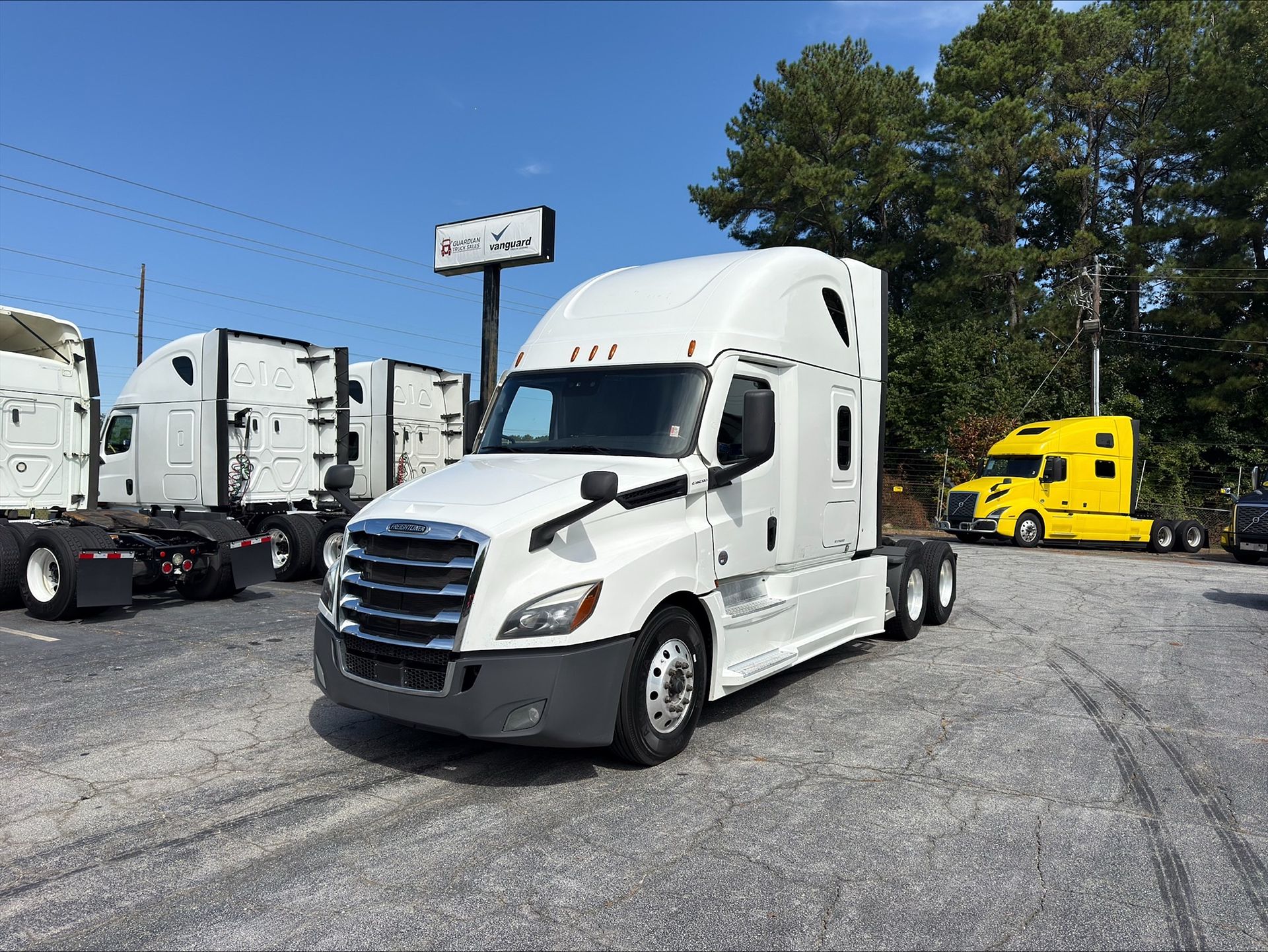 2022 Freightliner CASCADIA 126