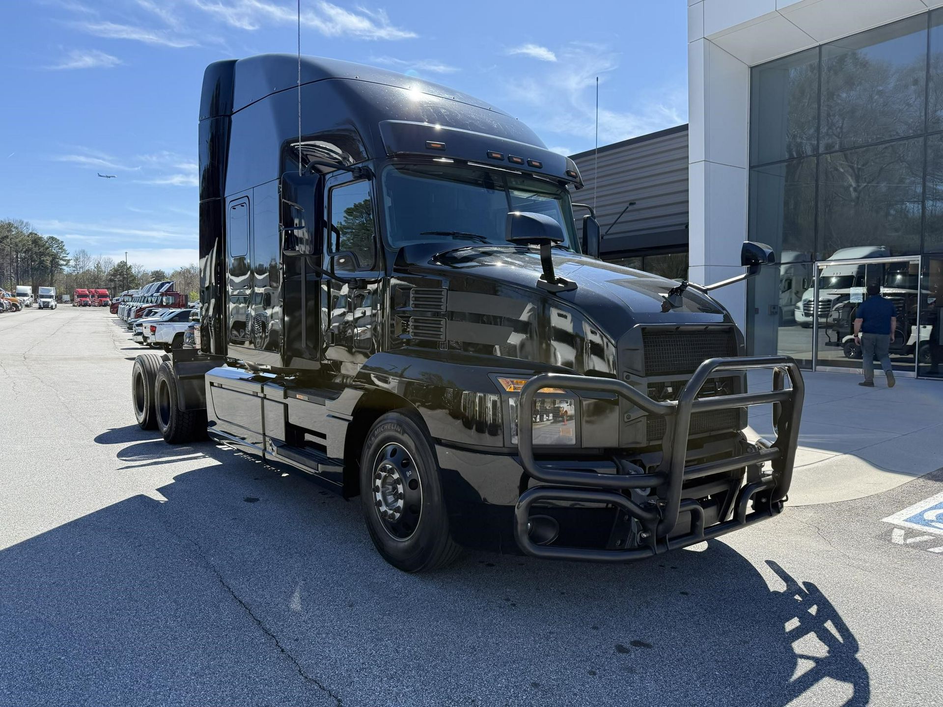 2021 Mack ANTHEM 64T