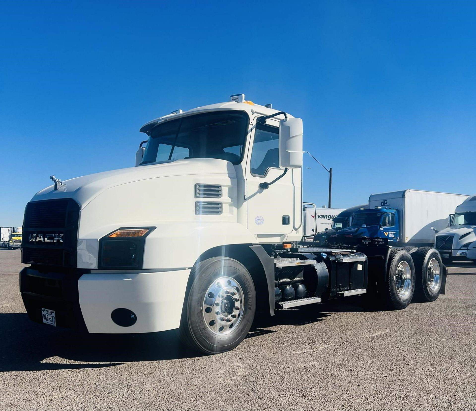 2019 Mack ANTHEM 64T