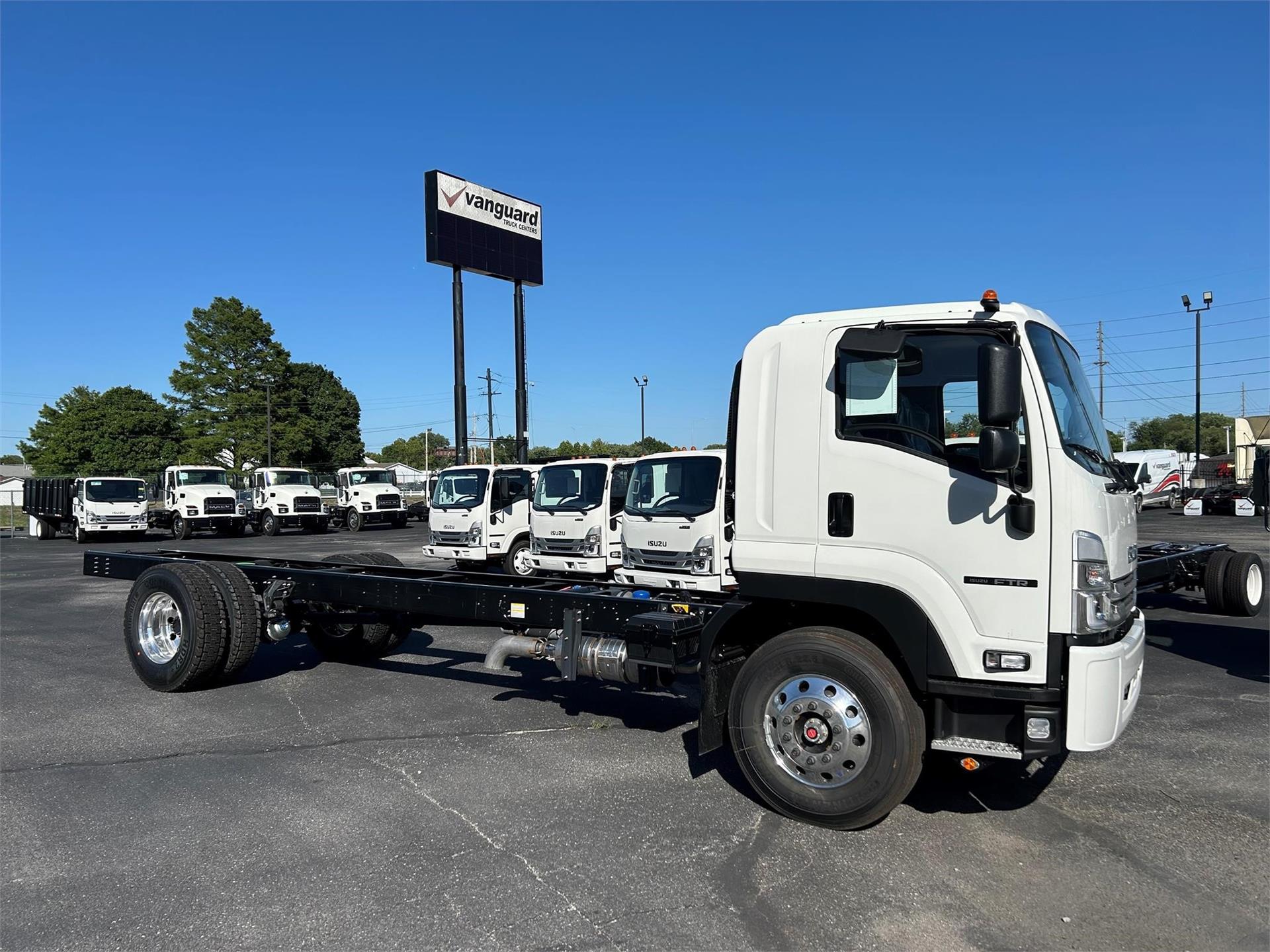 2025 Isuzu FTR