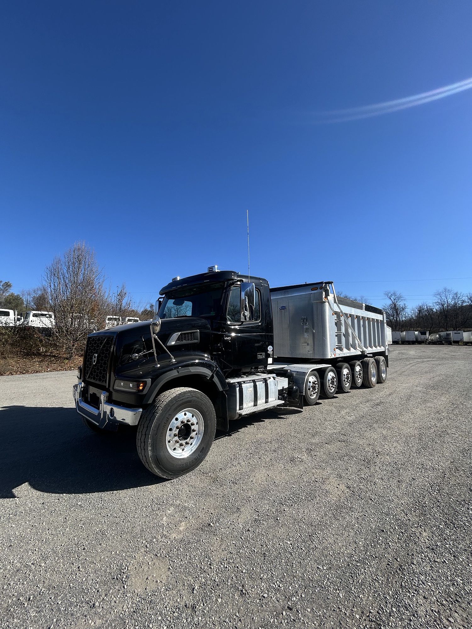 2024 Volvo VHD