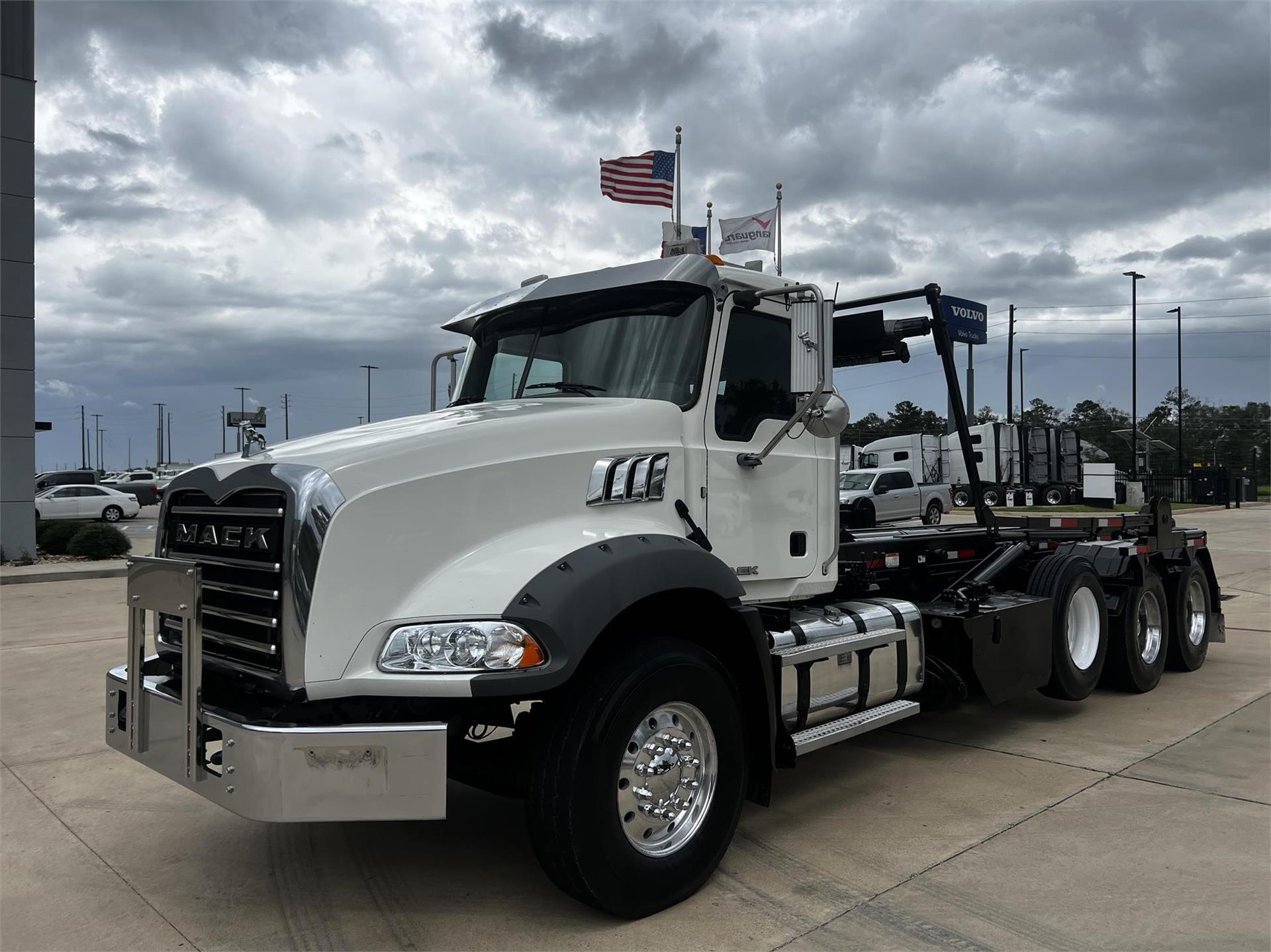 2018 Mack GRANITE GU813