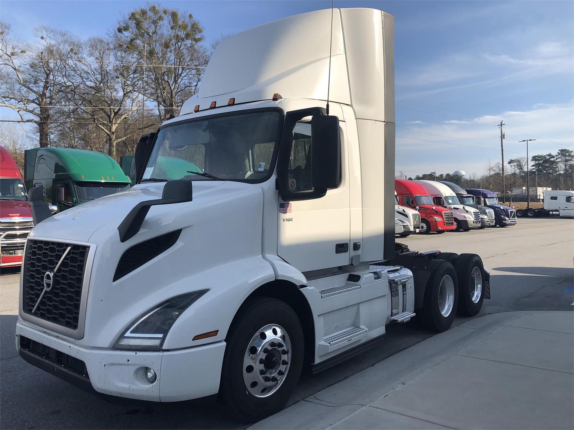 2019 Volvo VNR64T300