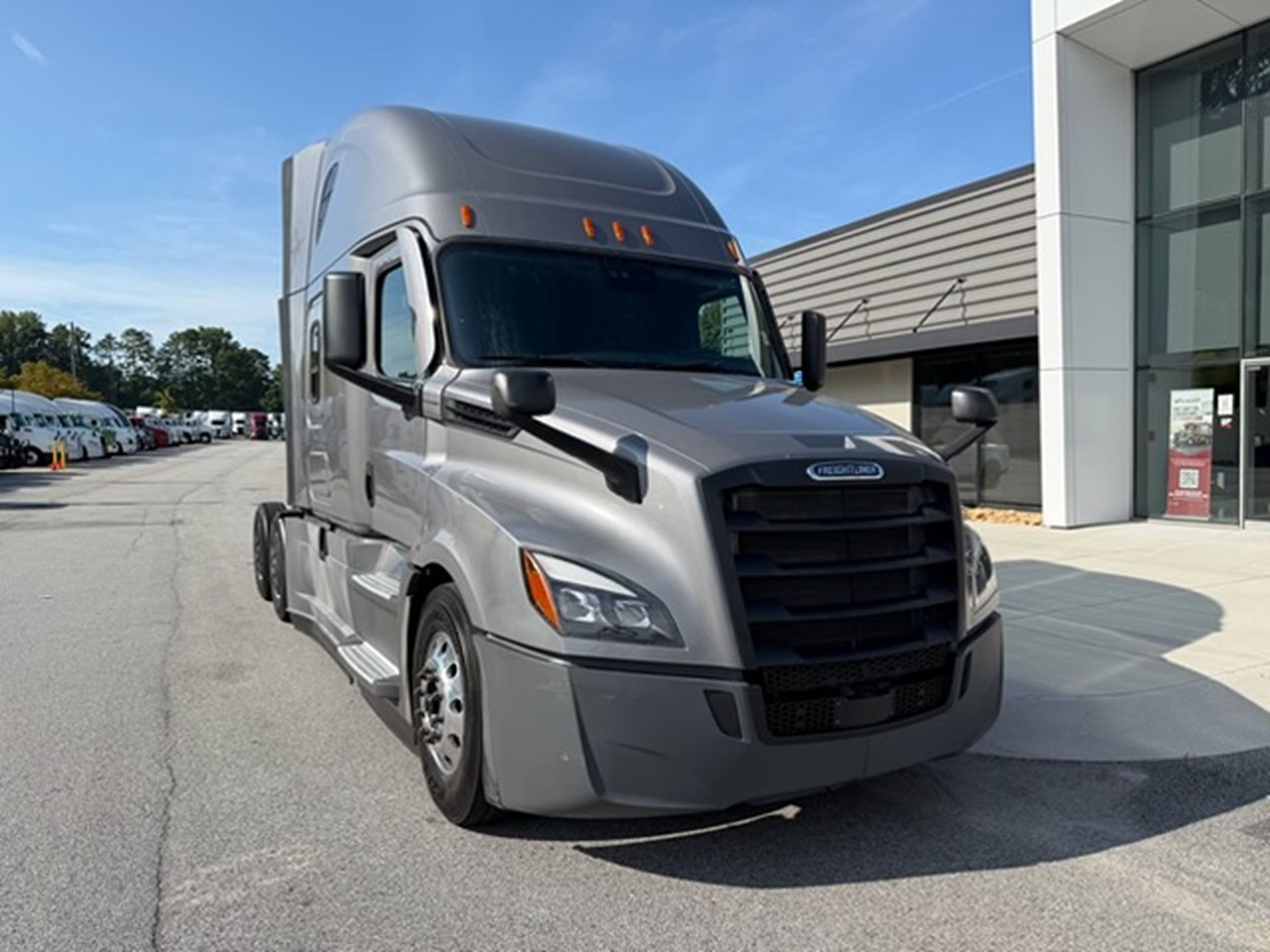 2022 Freightliner CASCADIA 126