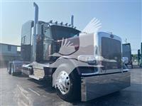 2023 Peterbilt 389