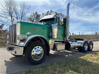 2022 Peterbilt 389