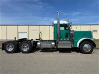 2022 Peterbilt 389