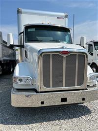 2025 Peterbilt 567
