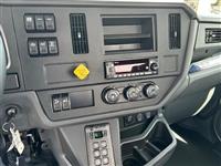 2025 Peterbilt 537