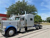 2022 Peterbilt 389
