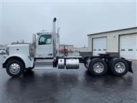 2025 Peterbilt 589
